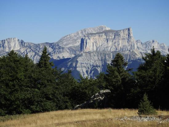 Grand-Veymont et Mont-Aiguille depuis le Pré Rond