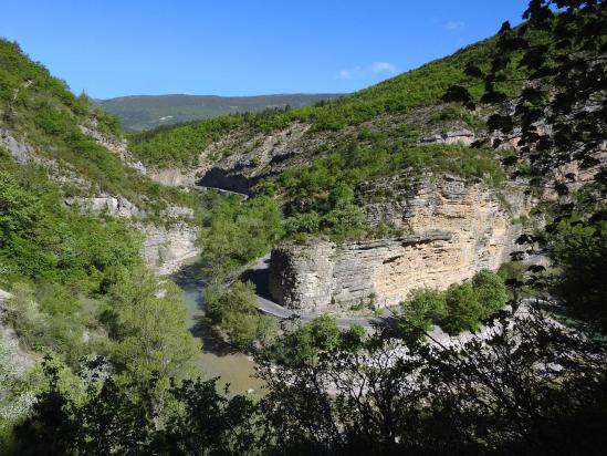 Sur le sentier des gorges