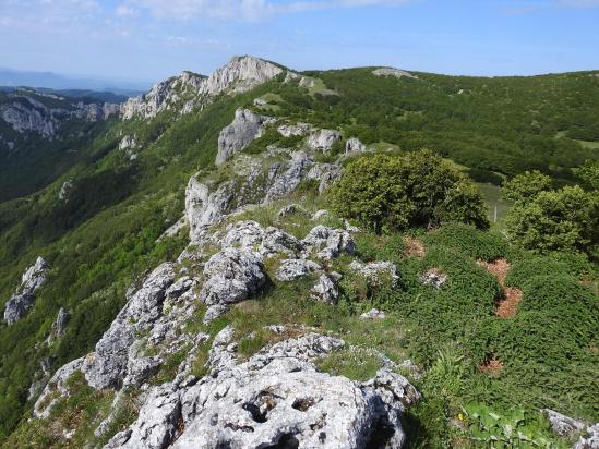 Sur la crête des rochers de la Sausse