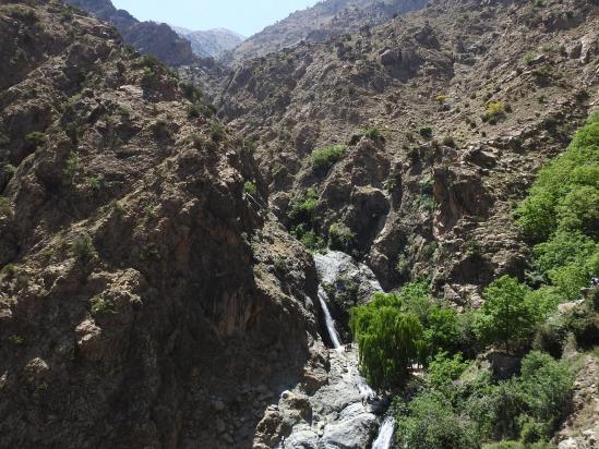 Les cascades vues depuis le sentier-balcon qui conduit vers Agadir n'Aït Boulmane