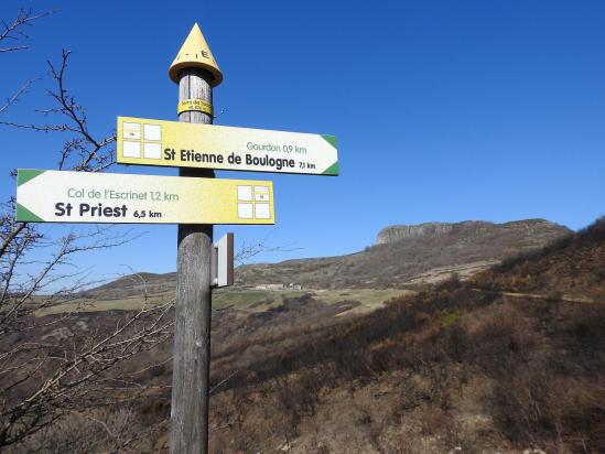 A l'approche de la Roche de Gourdon