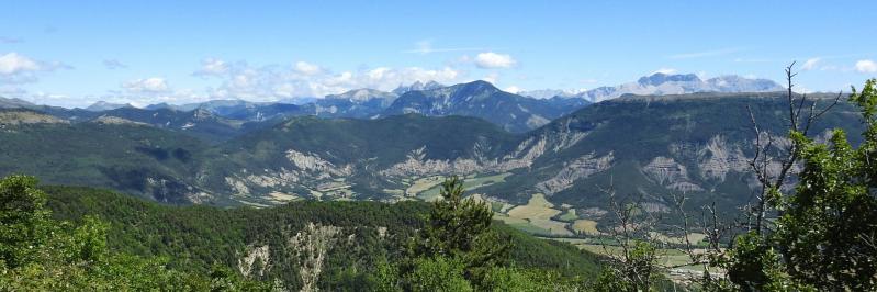 Le Dévoluy vu depuis la crête de Boulon