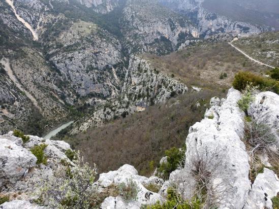 Vue plongeante depuis le belvédère situé au-dessus des tunnels de Fayet