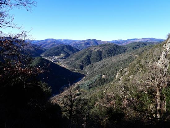 Panorama sur la vallée de l'Eyrieux et Saint-Sauveur-de-Montagut