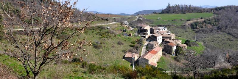 Le hameau des Bonnets de Ladreyt