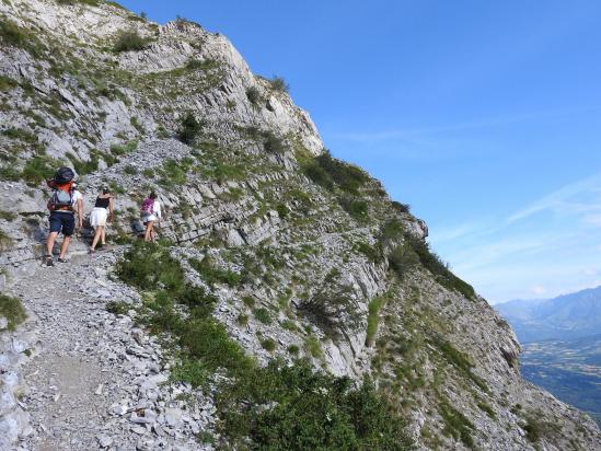 Dans le contournement du Rocher du Midi