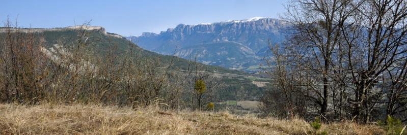 Dans la montée vers le Pas du Teysson (Serre Chauvière et Glandasse)