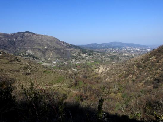 Retour vers Lascombes en RD du ruisseau de Berbeirol