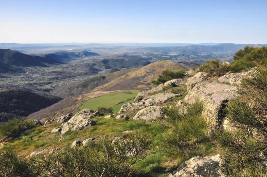 Au sommet du Roc de Gourdon (vue sur Aubenas)