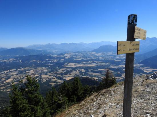 Trièves, Ecrins et Obiou vus depuis le sommet du Mont-Barral