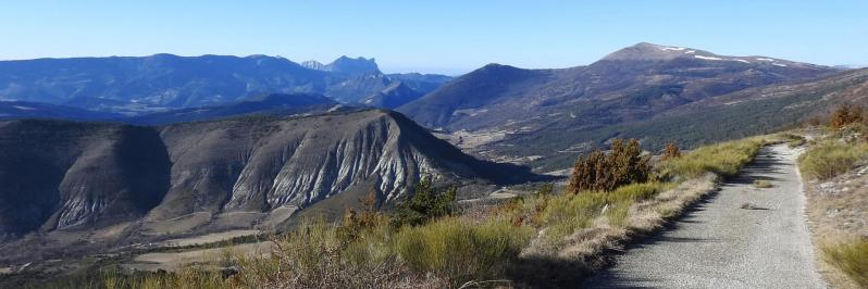 Depuis la crête de la montagne de l'Eyriau (Couspeau, Trois-Becs et Servelle)