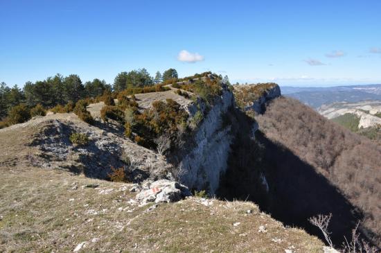 Descente du sommet de la montagne de Beaufayn pour rejoindre le Pas du Loup