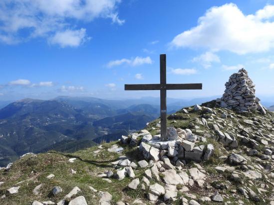 Au sommet de la Lance au Rocher Garaux (1340m)