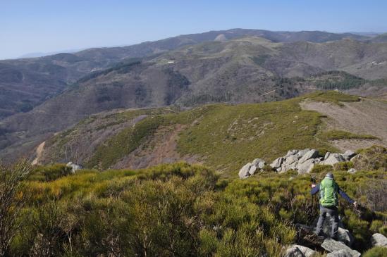 Dans la descente du Rocher du Fayard