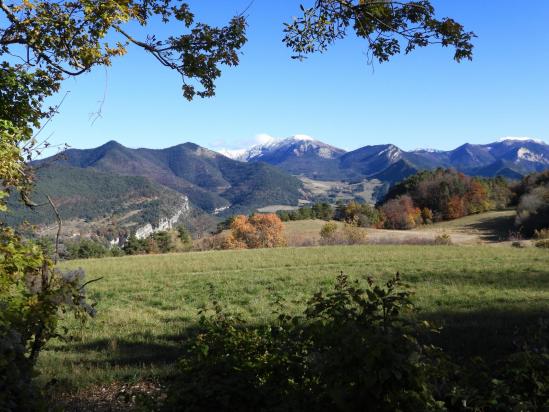 La Toussière vue depuis la route entre Ravel et Les Ferriers