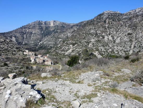 Arrivée au belvédère au-dessus du hameau de Navacelles