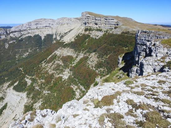 Sur le bord des falaises