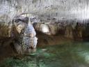 A la sortie des grottes de Choranche, le lac qui réunit les eaux des rivières de Chevaline et de Coufin