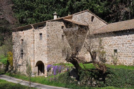 Le hameau de l'Aulagner