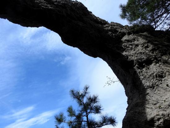 La double arche à proximité du sentier de descente vers Pégairolles-de-Buèges