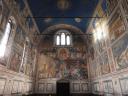 L'intérieur de la chapelle des Scrovegni peint par Giotto