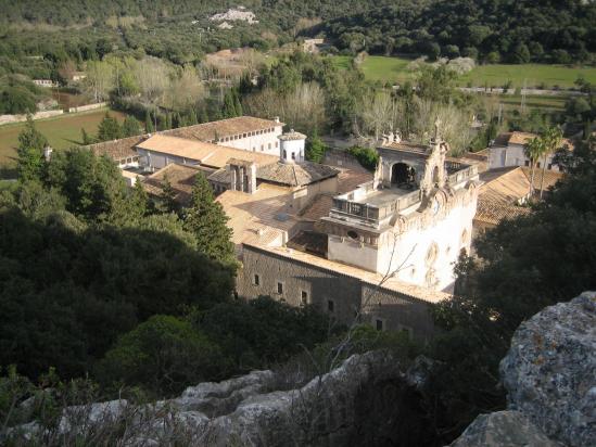 Le monastère de Lluch