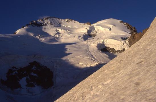 La Barre des Ecrins vue depuis l'itinéraire de montée à la Roche Faurio