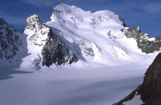 La Barre des Ecrins vue depuis le refuge des Ecrins