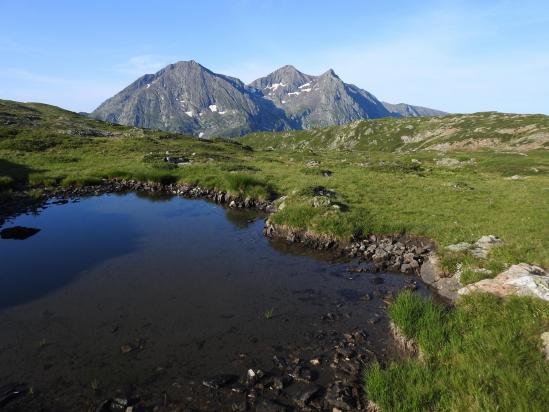 Sur le chemin d'ascension au Grand Galbert (à l'horizon, le Taillefer)