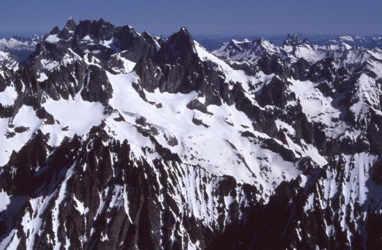 La Meije vue depuis le Dôme de Neige des Ecrins