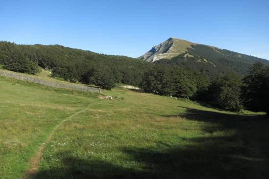 Au-dessus de la station du col du Rousset, vue arrière sur le But de Nève