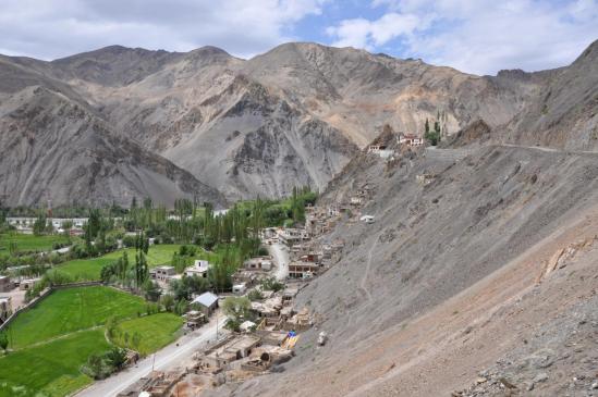 Wanla vu depuis la route de la gompa