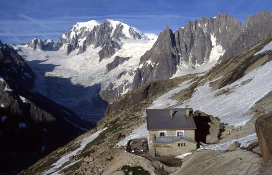 Le Mont-Blanc et le Mont-Blanc du Tacul vus depuis le refuge du Couvercle