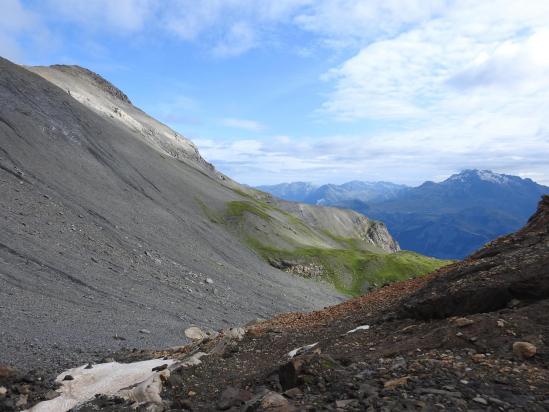 Dans les dernières pentes sous le col du Rochail