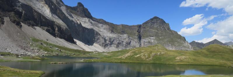 Lever de soleil sur le plateau des lacs de Barroude