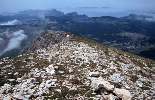 Sur la crête sommitale du Grand-Veymont