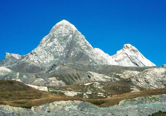 A proximité du col Agnel, le Pain de Sucre