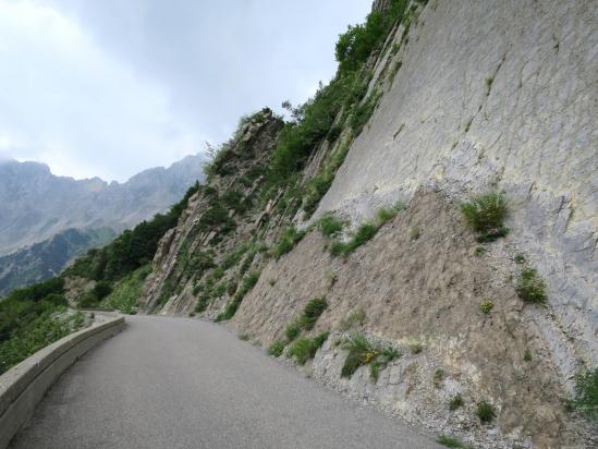 Sur la RD17 à l'approche du col du Noyer