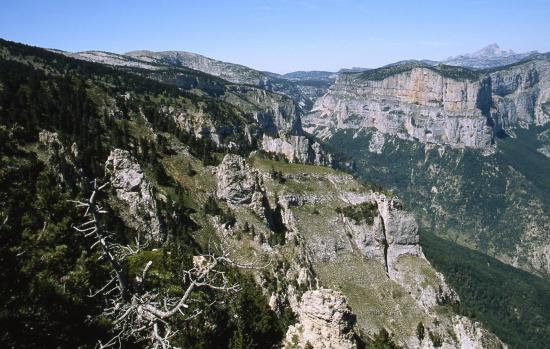 Le cirque d'Archiane vu des cabanes de Châtillon