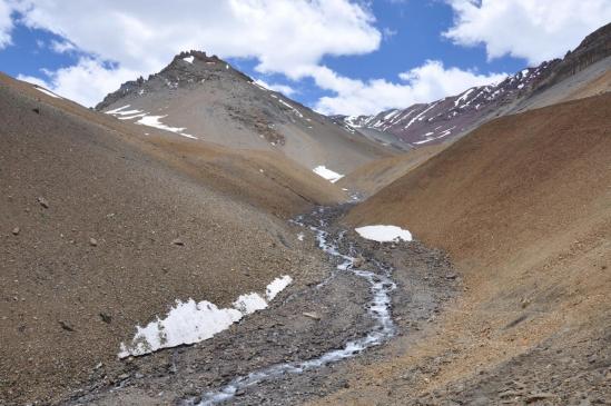 Sur le sentier de montée vers le Pudzong La