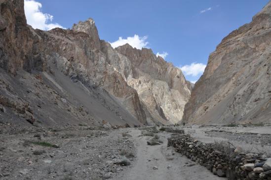 Les gorges à l'arrivée à Skiu