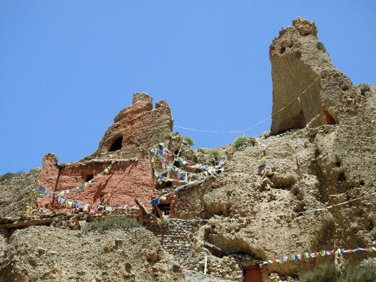 A l'approche du site religieux de Luri gonpa