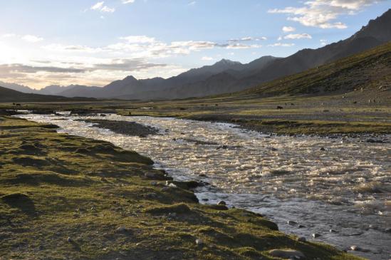 Coucher de soleil sur le plateau du Nyimaling (Ladakh)