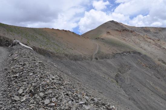 La piste au pied du Kyupa La