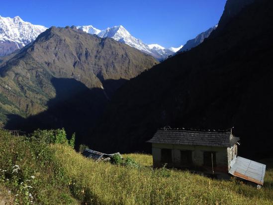 Depuis les hauteurs de Khibang (Myagumath, Myagdi khola, Dhaulagiri V, Tsaurabong et Mukot himal)