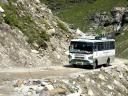 On croise le service de bus quotidien entre Manali et Kaza (horaires approximatifs...)