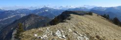 Vue sur le Dévoluy depuis le sommet de la montagne du Puy