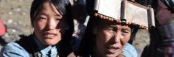 A Mukot dans le haut-Dolpo, on vit en habit traditionnel