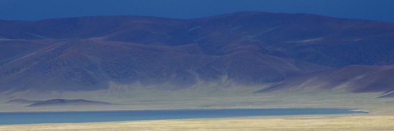 Avis d'orage sur la cuvette des lacs Kyun tso (Changthang - Ladakh - J&K)